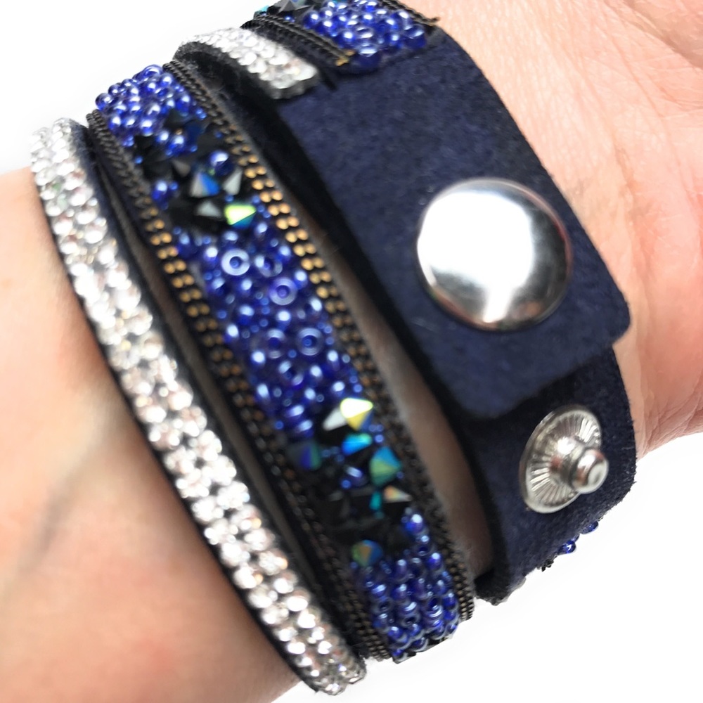 Rhinestone Wrap Around Bracelet Adjustable - Picture 4 of 5